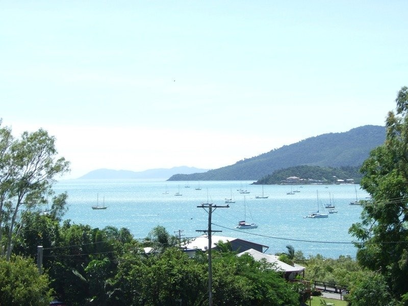 43 Airlie Crescent, Airlie Beach QLD 4802