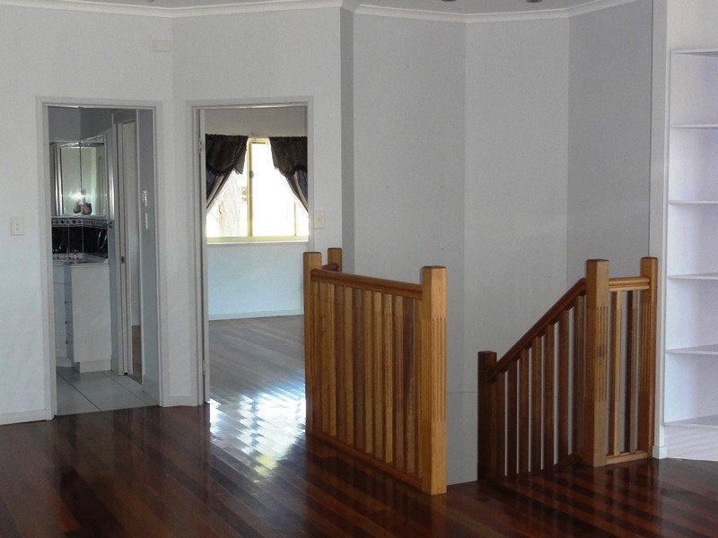 72 Blackcurrent Drive, Hideaway Bay QLD 4800