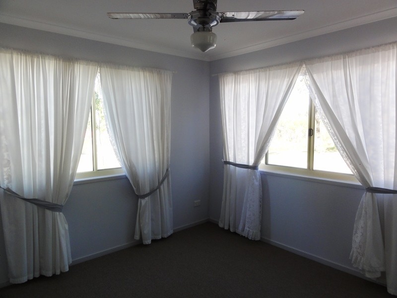 72 Blackcurrent Drive, Hideaway Bay QLD 4800