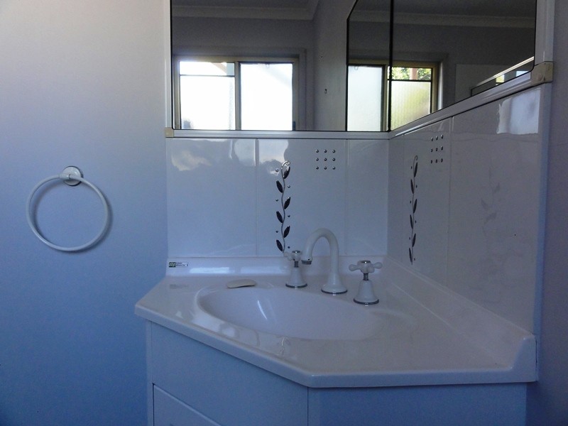 72 Blackcurrent Drive, Hideaway Bay QLD 4800