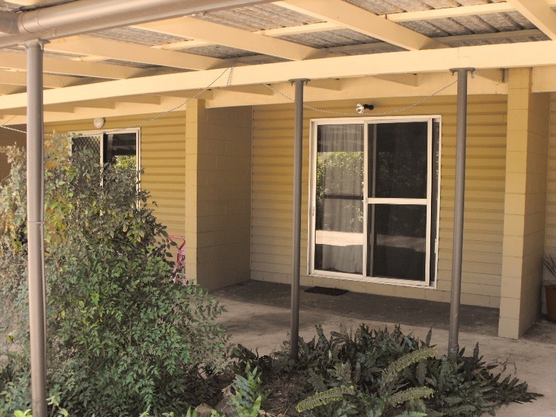 2/13 Davy Avenue, Proserpine QLD 4800