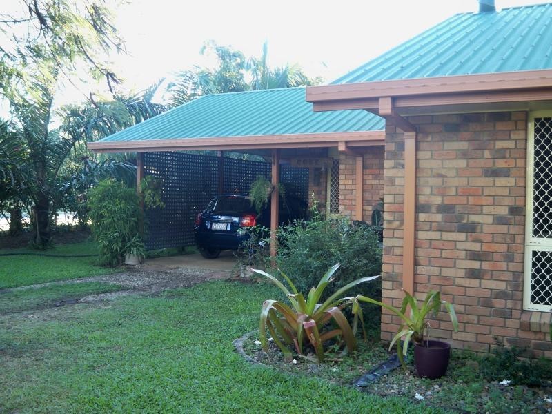 17 Bundesen Ave, Midge Point QLD 4799