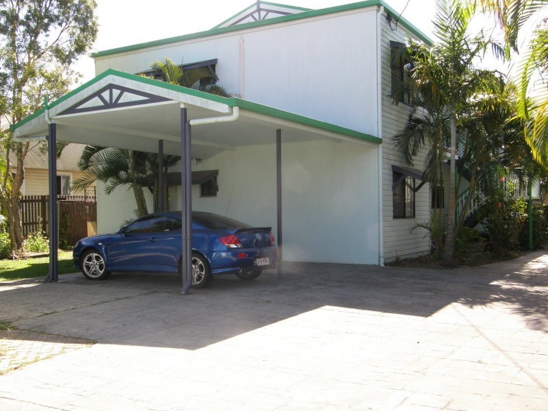 2/13 Faust Street, Proserpine QLD 4800