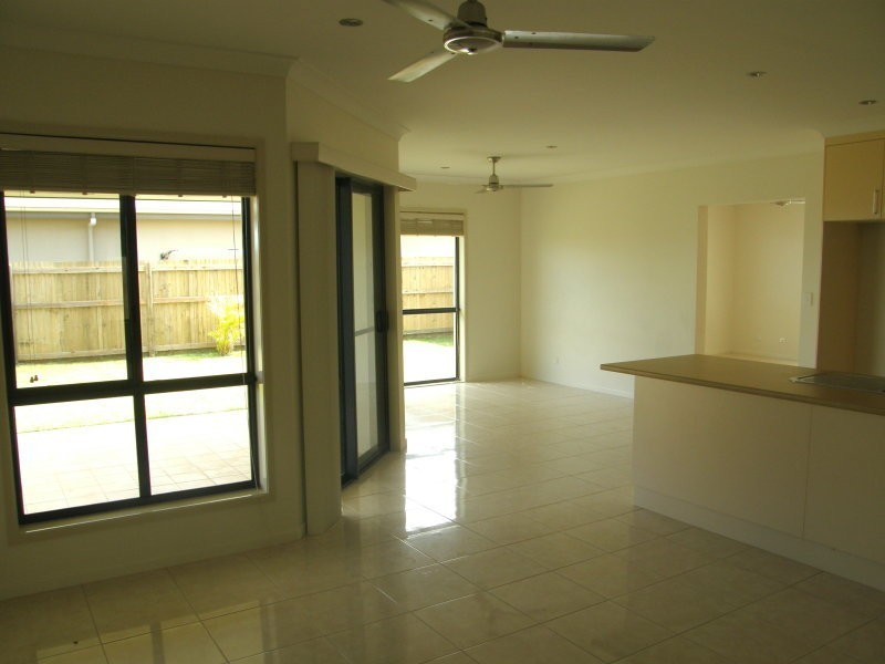 5 Honey Myrtle, Whitsunday Gardens, Proserpine QLD 4800