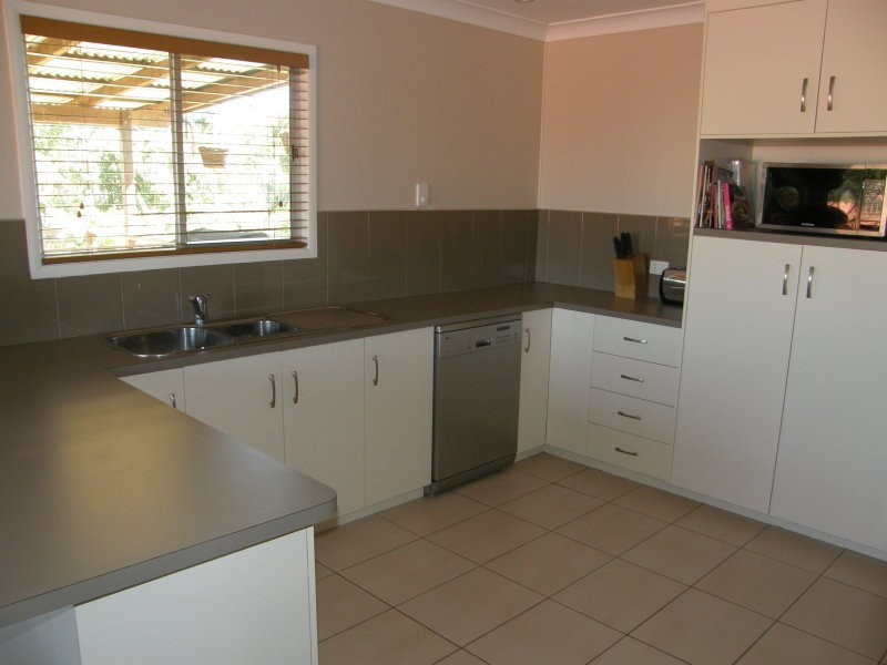 4 Daybell Street, Proserpine QLD 4800
