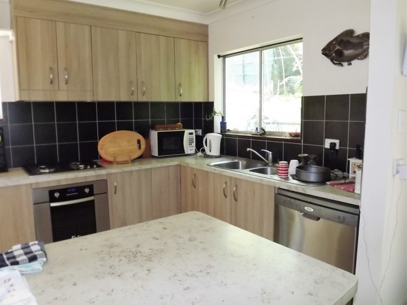 4 TYREE ROAD, Proserpine QLD 4800