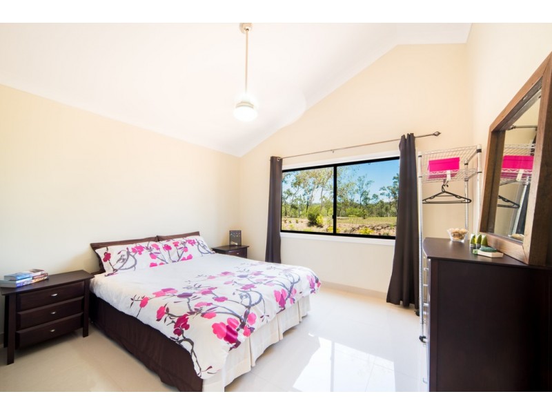 188 LELONA DRIVE, Bloomsbury QLD 4799