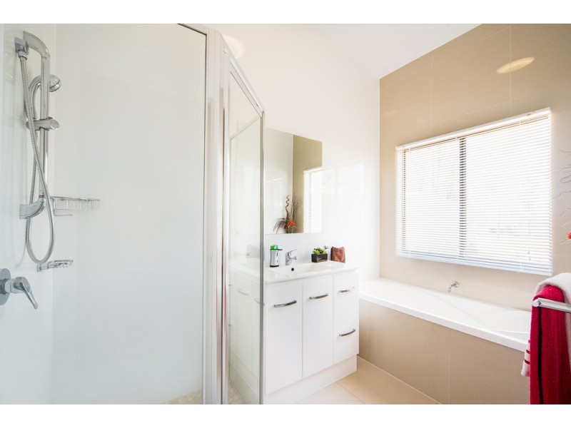 188 LELONA DRIVE, Bloomsbury QLD 4799