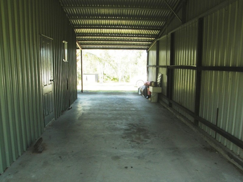 33 Carlisle Crescent, Bloomsbury QLD 4799