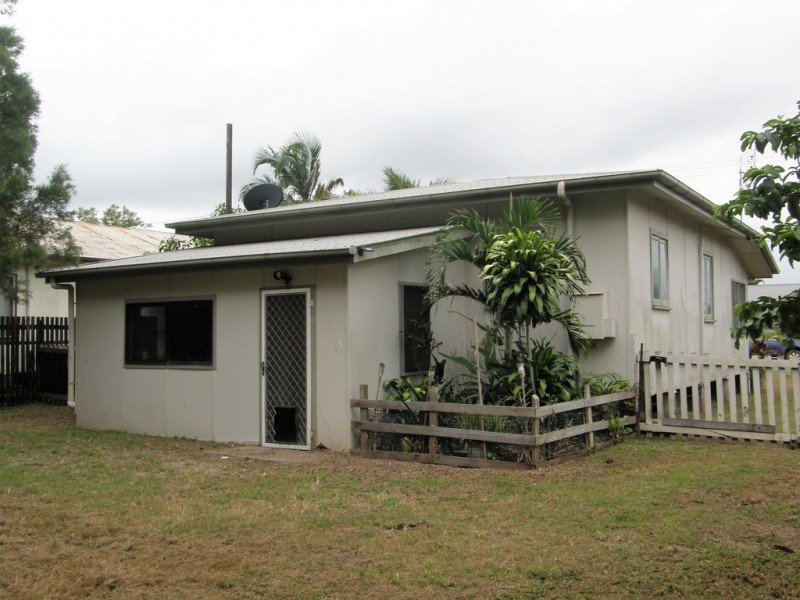6 Jupp Street, Proserpine QLD 4800