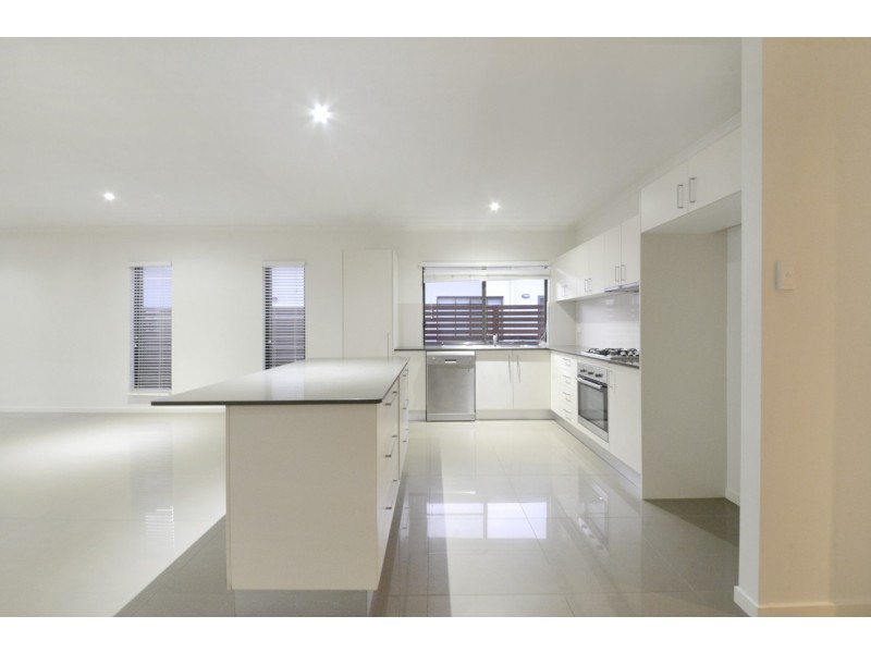54 Abell Road, Cannonvale QLD 4802