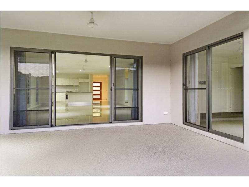 54 Abell Road, Cannonvale QLD 4802