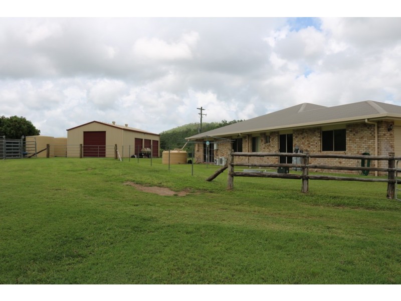 424 Exmoor Road, Bloomsbury QLD 4799