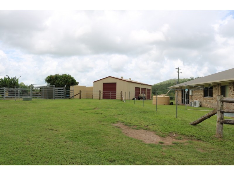 424 Exmoor Road, Bloomsbury QLD 4799