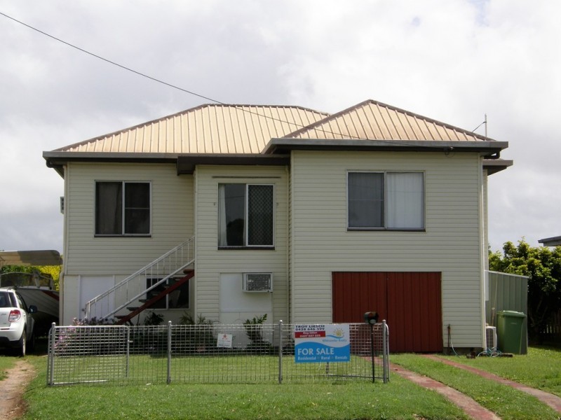 27 Faust Street, Proserpine QLD 4800