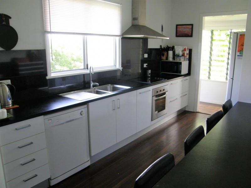 27 Faust Street, Proserpine QLD 4800