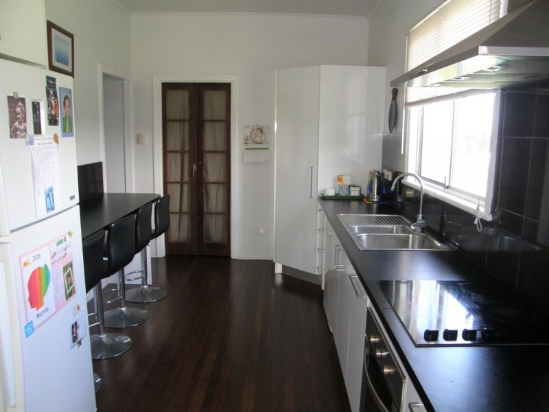 27 Faust Street, Proserpine QLD 4800