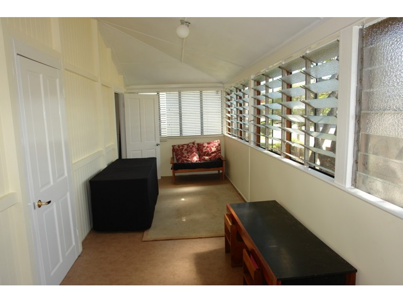 8 Waite Street, Proserpine QLD 4800