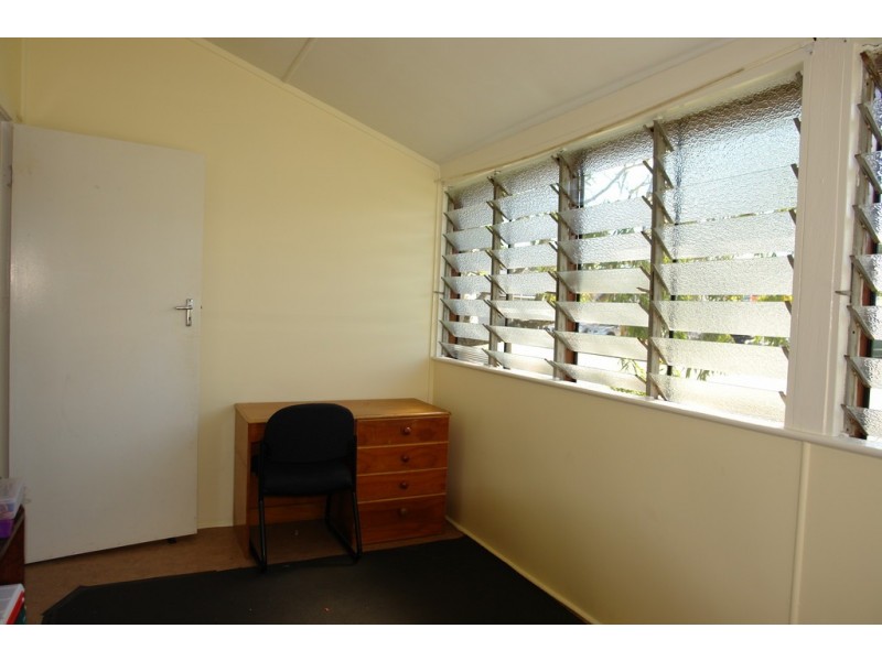 8 Waite Street, Proserpine QLD 4800