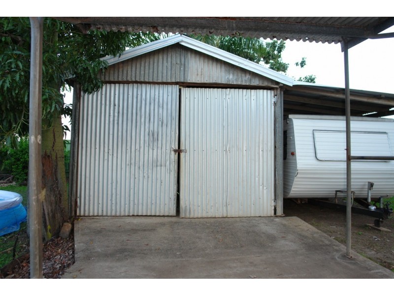 8 Waite Street, Proserpine QLD 4800