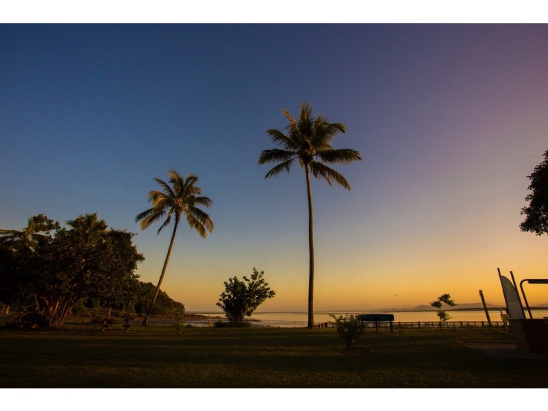 13 Davison Road, Wilson Beach QLD 4800