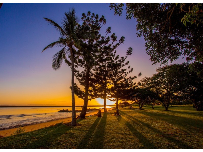 13 Davison Road, Wilson Beach QLD 4800