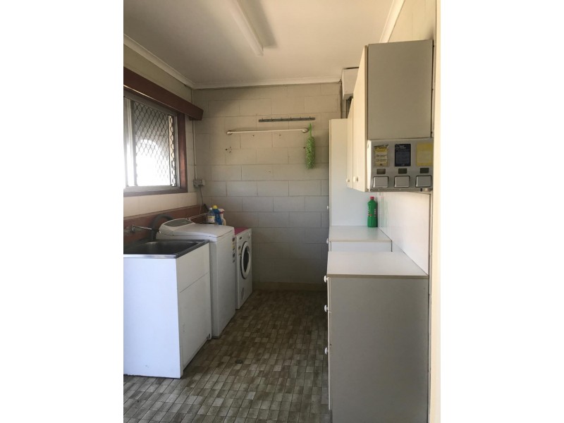 27 Jupp Street, Proserpine QLD 4800