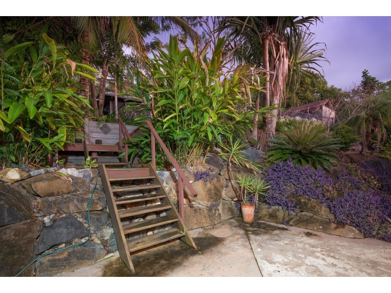 13 Iluka Street, Cannonvale QLD 4802