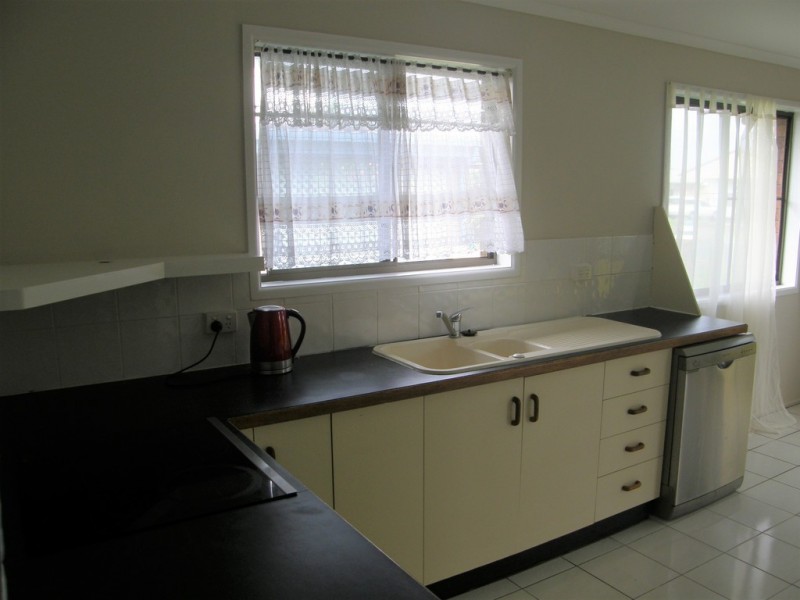 30 Hansen Drive, Proserpine QLD 4800