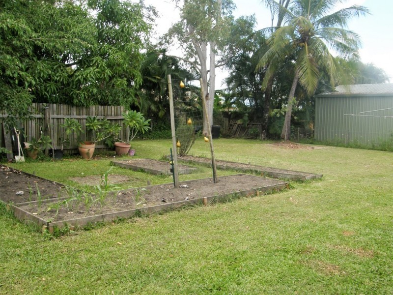 30 Hansen Drive, Proserpine QLD 4800