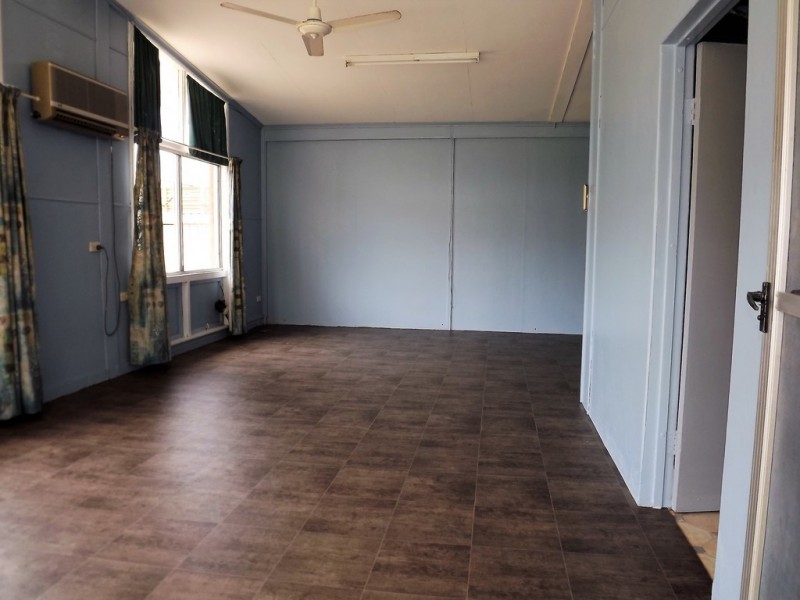 71 Main Street, Proserpine QLD 4800