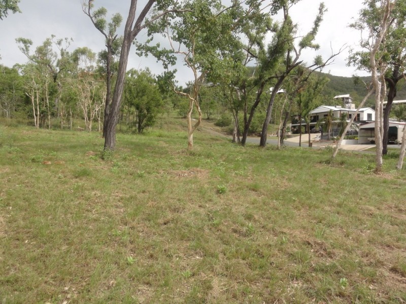 55 Gloucester Avenue, Hideaway Bay QLD 4800