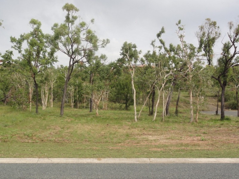 55 Gloucester Avenue, Hideaway Bay QLD 4800