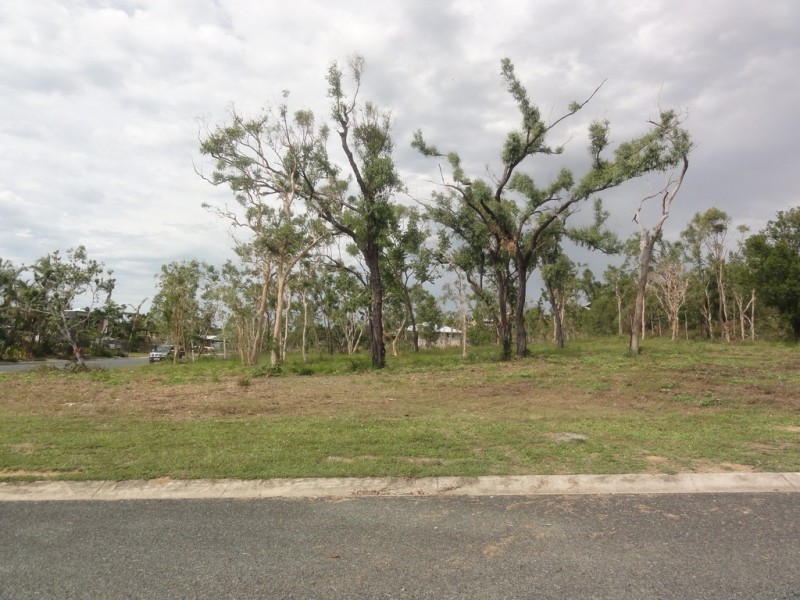 55 Gloucester Avenue, Hideaway Bay QLD 4800