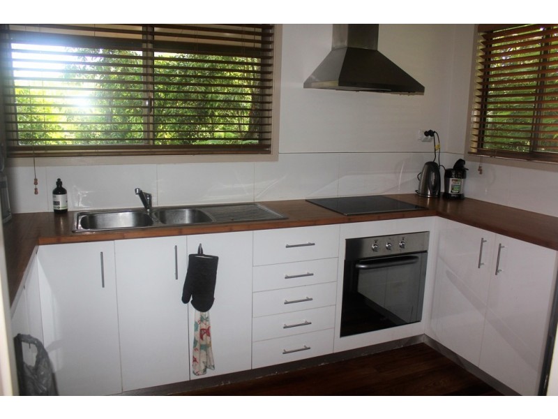 2 / 9 Cedar Crescent, Jubilee Pocket QLD 4802
