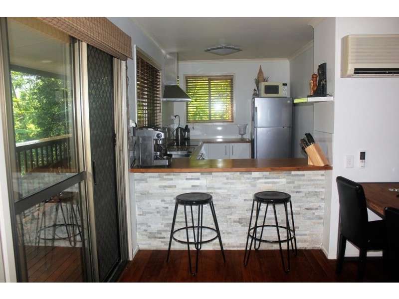 2 / 9 Cedar Crescent, Jubilee Pocket QLD 4802