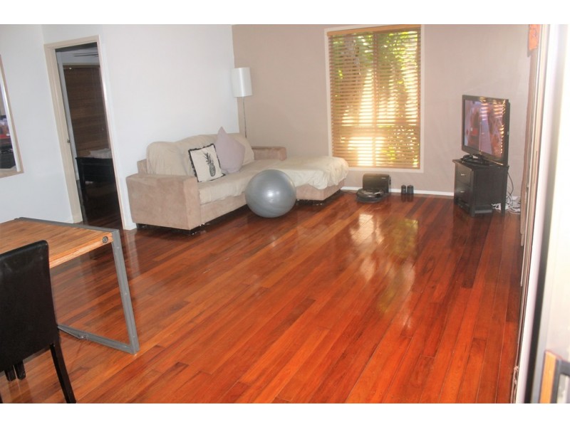 2 / 9 Cedar Crescent, Jubilee Pocket QLD 4802