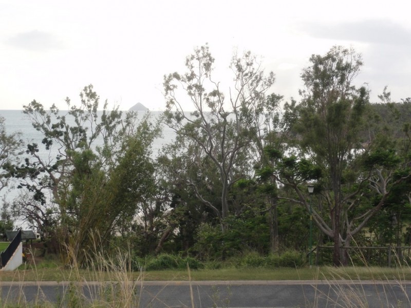 1/5 Gloucester Avenue, Hideaway Bay QLD 4800