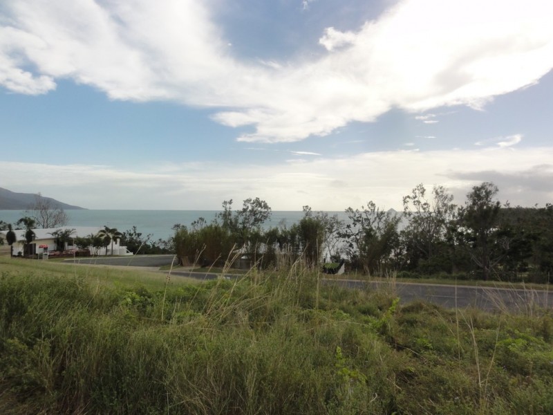 1/5 Gloucester Avenue, Hideaway Bay QLD 4800