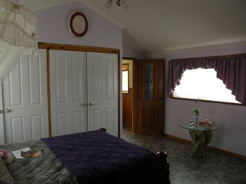 9824 Bruce Highway, Bloomsbury QLD 4799