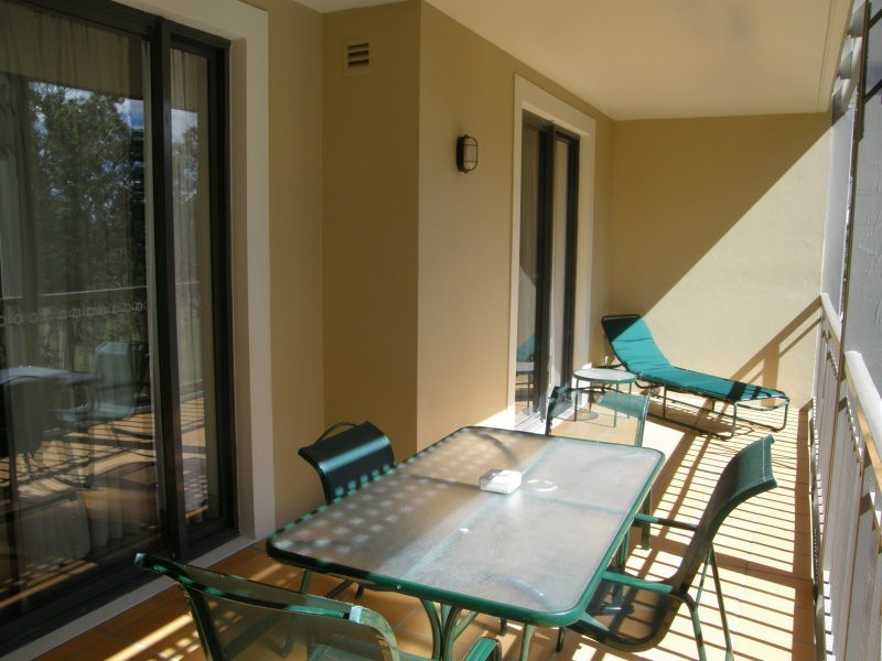 1122 Hillside Terraces, Laguna Quays QLD 4800