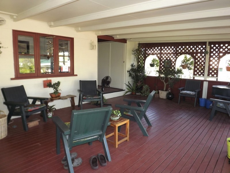 14 Barry Street, Proserpine QLD 4800