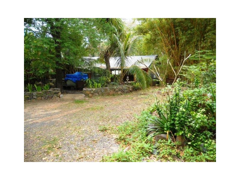 11 Sinclair St Dittmer, Proserpine QLD 4800