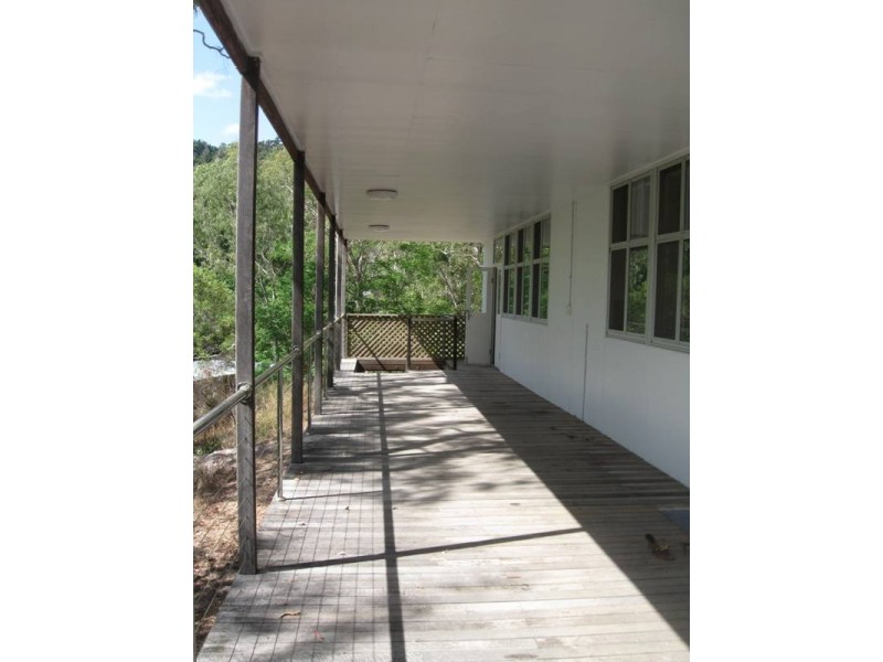 73 Gilmore Lne, Strathdickie, Proserpine QLD 4800
