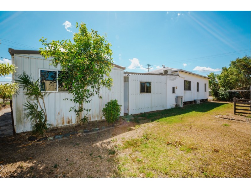 10 Dodd Street, Proserpine QLD 4800