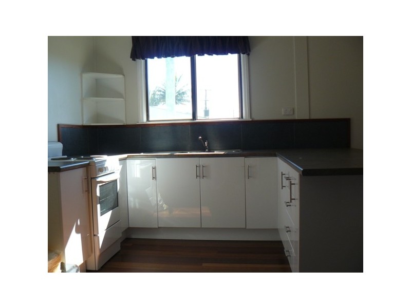 1 / 10 Fuljames Street, Proserpine QLD 4800