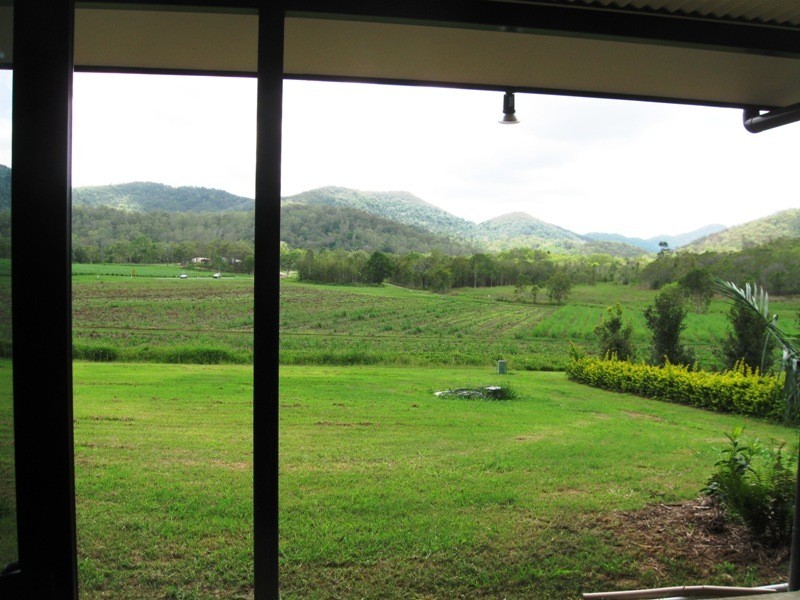 8 Bona Vista Road, Preston, Proserpine QLD 4800