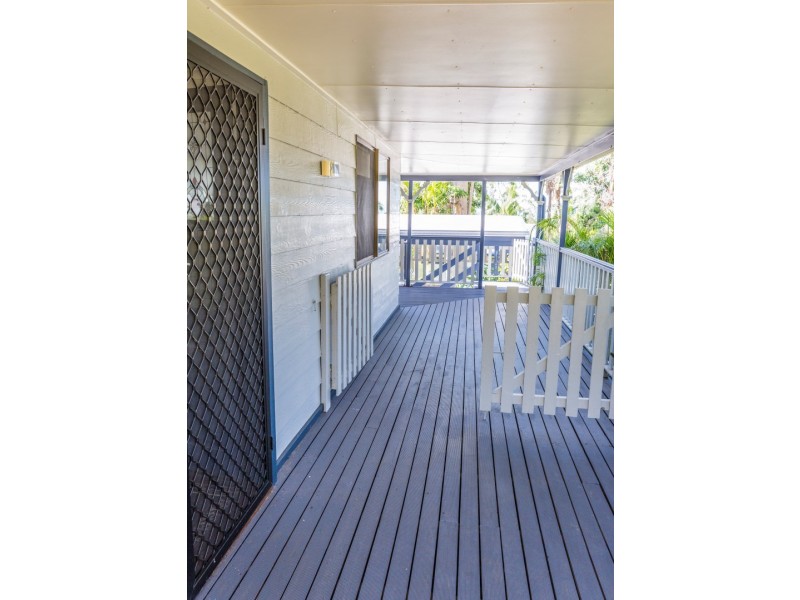 Lot 2 No. 4 HAMILTON AVENUE, Cannonvale QLD 4802