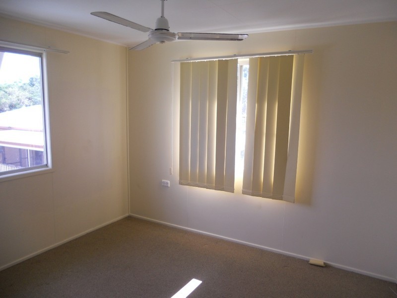 17 Shannon Street, Midge Point QLD 4799