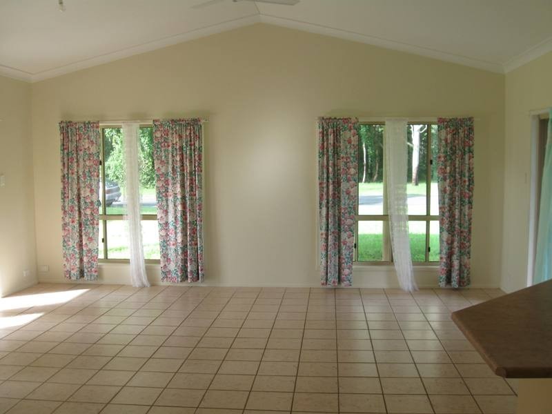 43 Bundesen Avenue, Midge Point QLD 4799